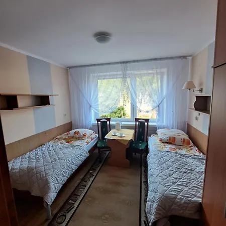 Проживання в сім'ї Goscinne